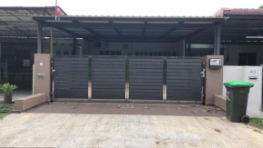Modern 3 bedrooms House, Walking distance to Kulim Town by Mr Homestay